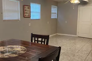 11015 Fleming Dr, Houston, TX 77013 - Photo 7