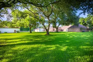 1715 Avenue D, Katy, TX 77493 - Photo 39