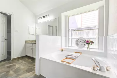 16339 Elmwood Point Lane, Sugar Land, TX 77498 - Photo 25