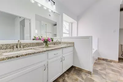 16339 Elmwood Point Lane, Sugar Land, TX 77498 - Photo 5