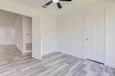 16339 Elmwood Point Lane, Sugar Land, TX 77498 - Photo 13