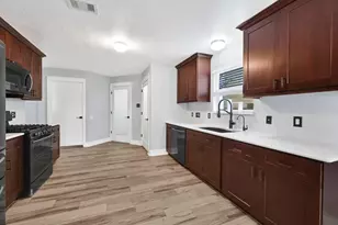 3039 Cypress Island Dr, Houston, TX 77073 - Photo 9