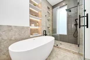 1603 W 25th St, Houston, TX 77008 - Photo 27