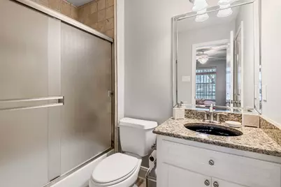 2204 Colorado Street, Houston, TX 77007 - Photo 9