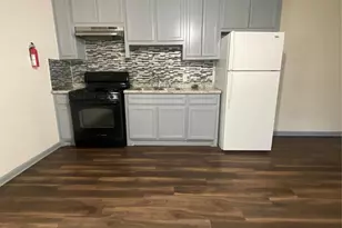 5301 Collingsworth St, Houston, TX 77026 - Photo 5