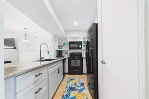 7312 Seawall Blvd, Galveston, TX 77551 - Photo 15