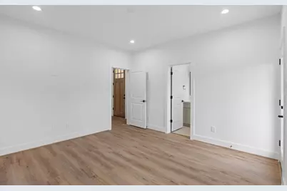 826 Curtin Street #F, Houston, TX 77018 - Photo 11