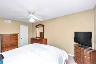 530 N Post Oak Ln, Houston, TX 77024 - Photo 21