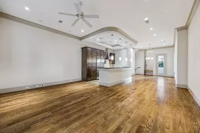 311 Calle Sevilla Place, Houston, TX 77007 - Photo 11