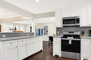 5534 Loch Lomond Dr, Houston, TX 77096 - Photo 17