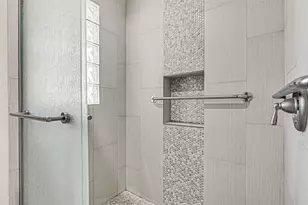 5534 Loch Lomond Dr, Houston, TX 77096 - Photo 31