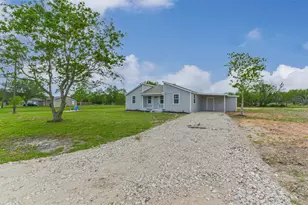13252 Kanak St, Needville, TX 77461 - Photo 3