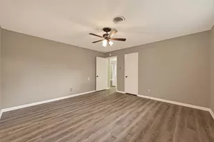 2304 Belvedere Dr, Baytown, TX 77520 - Photo 35