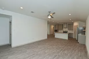 3024 Stock Orch Ln, Houston, TX 77047 - Photo 7