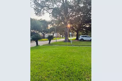 5617 Flack Drive, Houston, TX 77081 - Photo 15