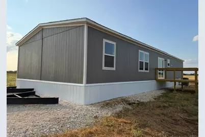 365 County Road 305, Knippa, TX 78801 - Photo 3