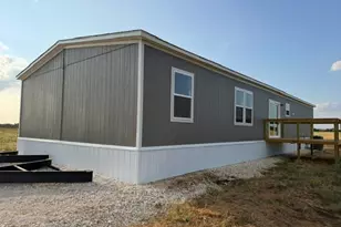 365 County Road 305, Knippa, TX 78801 - Photo 3