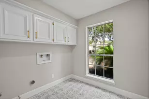 16318 Heatherdale Dr, Houston, TX 77059 - Photo 19