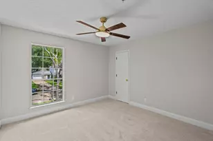 16318 Heatherdale Dr, Houston, TX 77059 - Photo 29