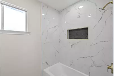 16318 Heatherdale Drive, Houston, TX 77059 - Photo 33