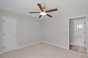 16318 Heatherdale Dr, Houston, TX 77059 - Photo 29