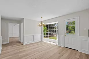 16318 Heatherdale Dr, Houston, TX 77059 - Photo 13