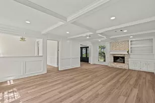 16318 Heatherdale Dr, Houston, TX 77059 - Photo 9