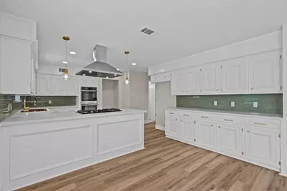 16318 Heatherdale Drive, Houston, TX 77059 - Photo 15