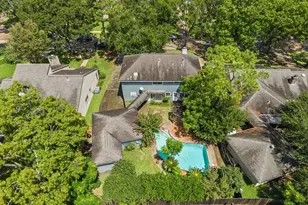 16318 Heatherdale Dr, Houston, TX 77059 - Photo 41