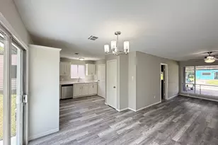3313 Proswimmer St, Houston, TX 77088 - Photo 9