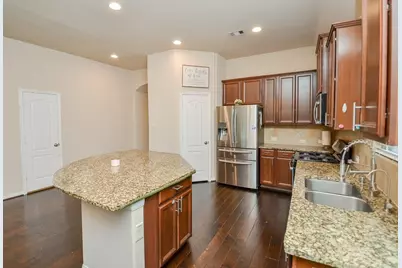 19634 Travis Cannon Lane, Richmond, TX 77407 - Photo 9