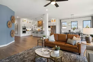 12126 Jacob Ln, Mont Belvieu, TX 77523 - Photo 5