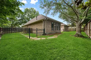 6119 Peachtree Hill Ct, Kingwood, TX 77345 - Photo 49
