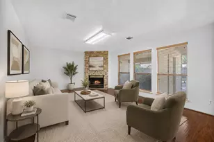 102 Lissa Ln, Sugar Land, TX 77479 - Photo 3