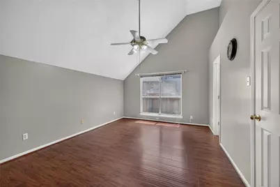 102 Lissa Lane, Sugar Land, TX 77479 - Photo 11