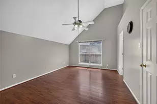 102 Lissa Ln, Sugar Land, TX 77479 - Photo 11