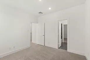 527 Pk Hl Ct, Stafford, TX 77477 - Photo 13