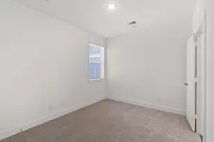 527 Pk Hl Ct, Stafford, TX 77477 - Photo 15