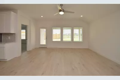 31103 Warwick Coast Court, Fulshear, TX 77441 - Photo 9