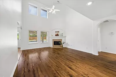 405 Laddingford Lane, League City, TX 77573 - Photo 9