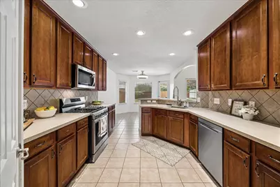 405 Laddingford Lane, League City, TX 77573 - Photo 13