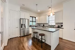 2 Hermann Park Ct, Houston, TX 77021 - Photo 5