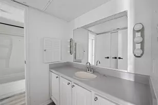 10110 Forum W Dr, Houston, TX 77036 - Photo 27