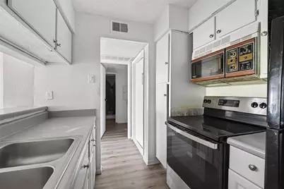 10110 Forum West Drive #130, Houston, TX 77036 - Photo 17