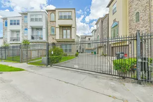 11115 Olympia Dr, Houston, TX 77042 - Photo 3