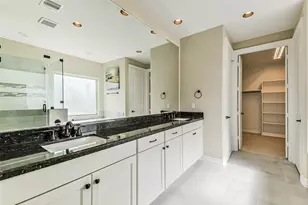 11115 Olympia Dr, Houston, TX 77042 - Photo 25