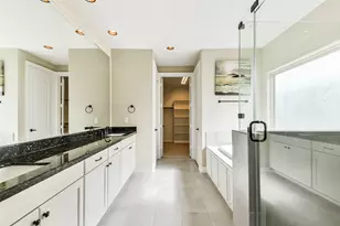 11115 Olympia Dr, Houston, TX 77042 - Photo 23
