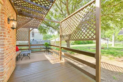 802 S Day Street, Brenham, TX 77833 - Photo 11