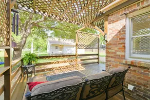 802 S Day St, Brenham, TX 77833 - Photo 15