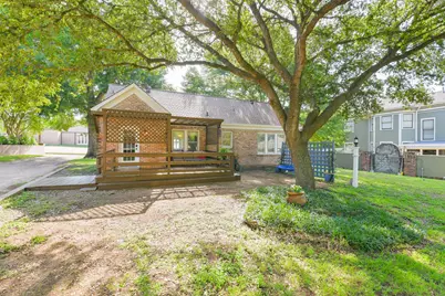 802 S Day Street, Brenham, TX 77833 - Photo 13